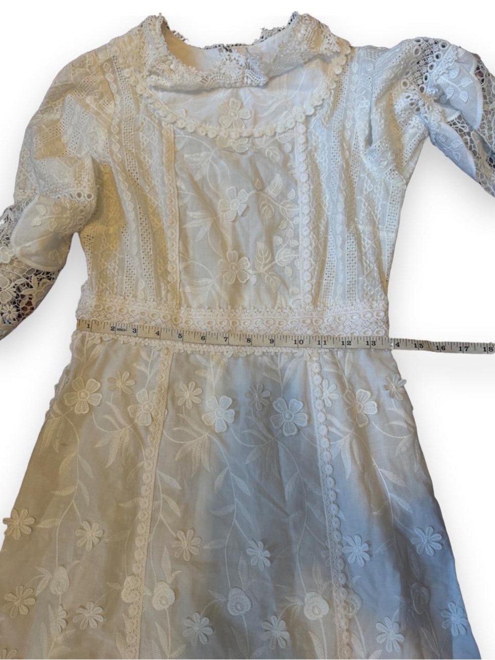 Anna Sui Ivory Lace Midi Dress with Floral Embroidery size 2 - Picture 9 of 11